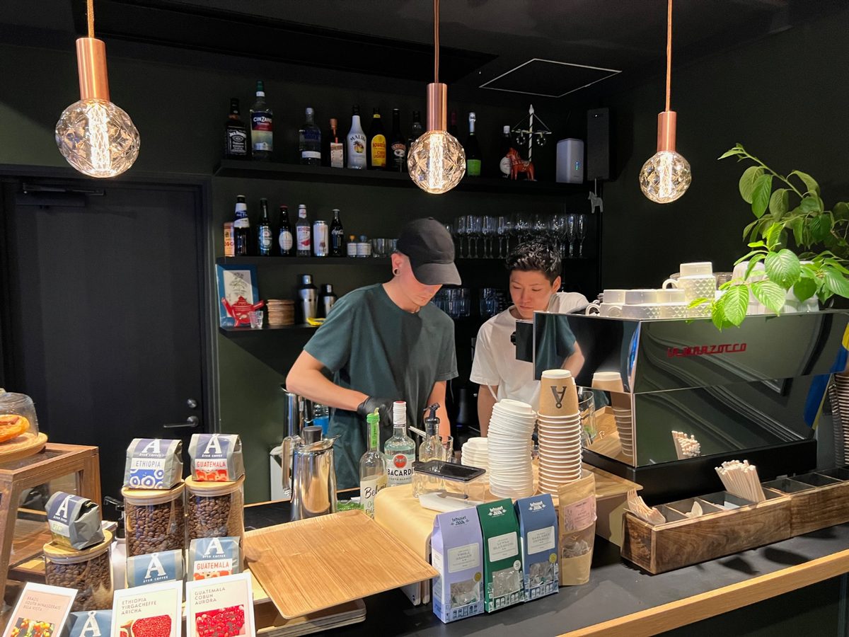 川の駅併設のカフェ